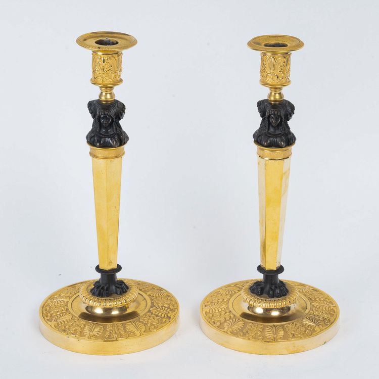 Claude Galle (1759 - 1815) Montée en lampes paire de Flambeaux aux Merveilleuses en Bronze 1810