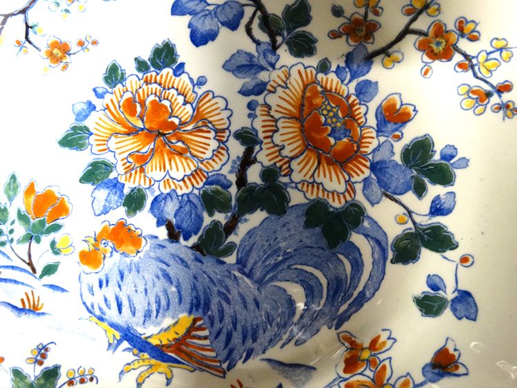 GIEN - Part of earthenware table service. Peony rooster model. 15 pieces.