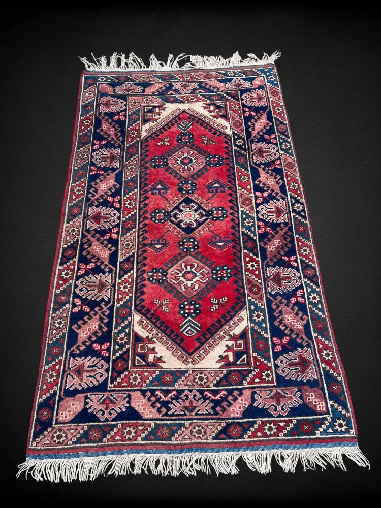 TURKISH HANDMADE KNOTTED WOOL RUG 210CM X 116CM