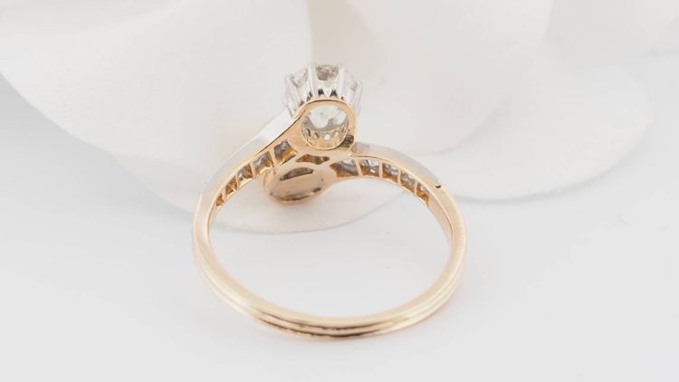 Toi et Moi ring in 18kt two-tone gold, diamonds and cultured pearl