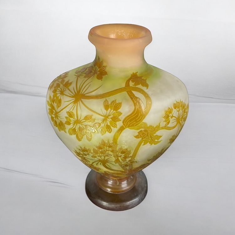 VASE BY ÉMILE GALLÉ WITH UMBELLIFERA DECOR, ART NOUVEAU PERIOD, HEART-SHAPED