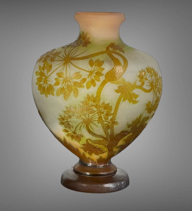 VASE BY ÉMILE GALLÉ WITH UMBELLIFERA DECOR, ART NOUVEAU PERIOD, HEART-SHAPED