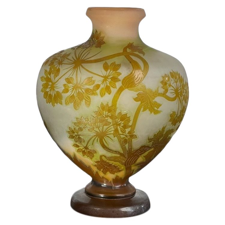 VASE BY ÉMILE GALLÉ WITH UMBELLIFERA DECOR, ART NOUVEAU PERIOD, HEART-SHAPED