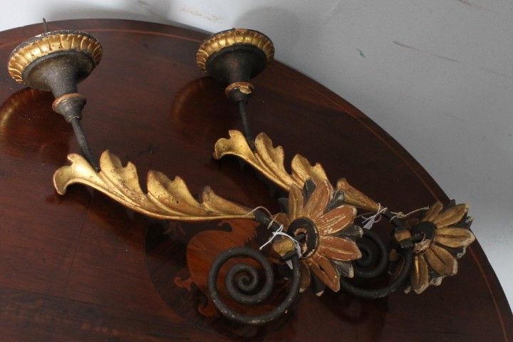 Antique pair of 18th century antique arms in painted, gilded and lacquered wood. Candelabra appliques