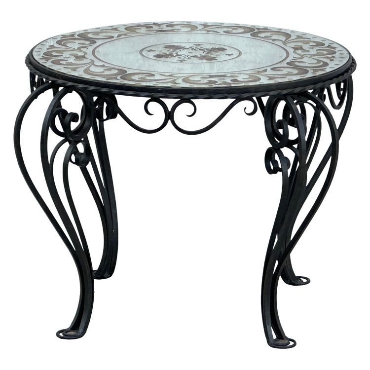 Pedestal table