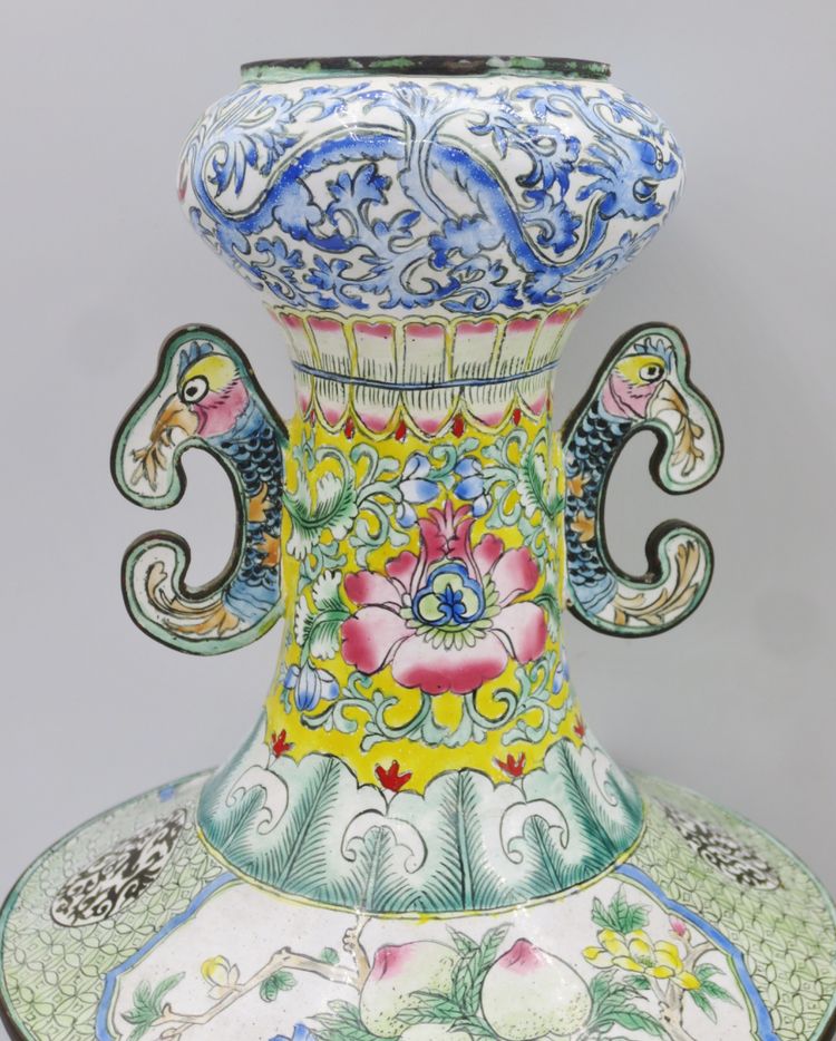 Paire de vases, Chine XIXe siècle. 