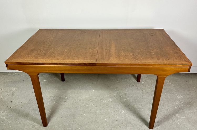 Scandinavian style extendable teak table by Nathan furniture 1960