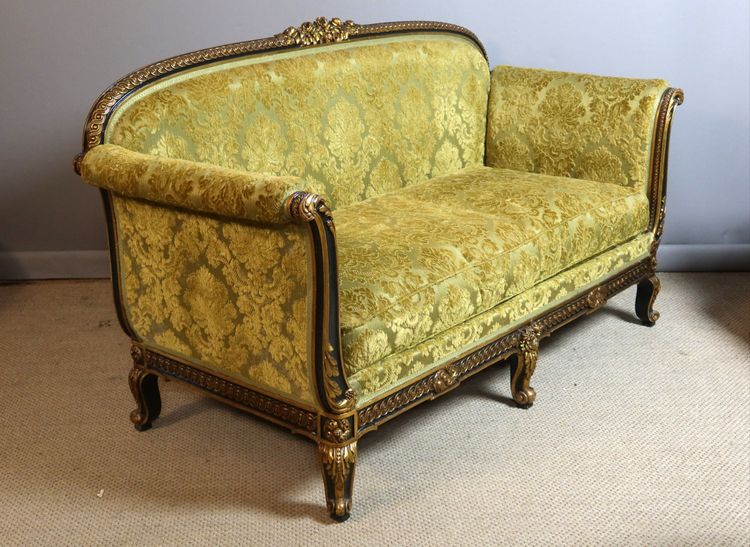 Napoleon III living room sofa and four armchairs