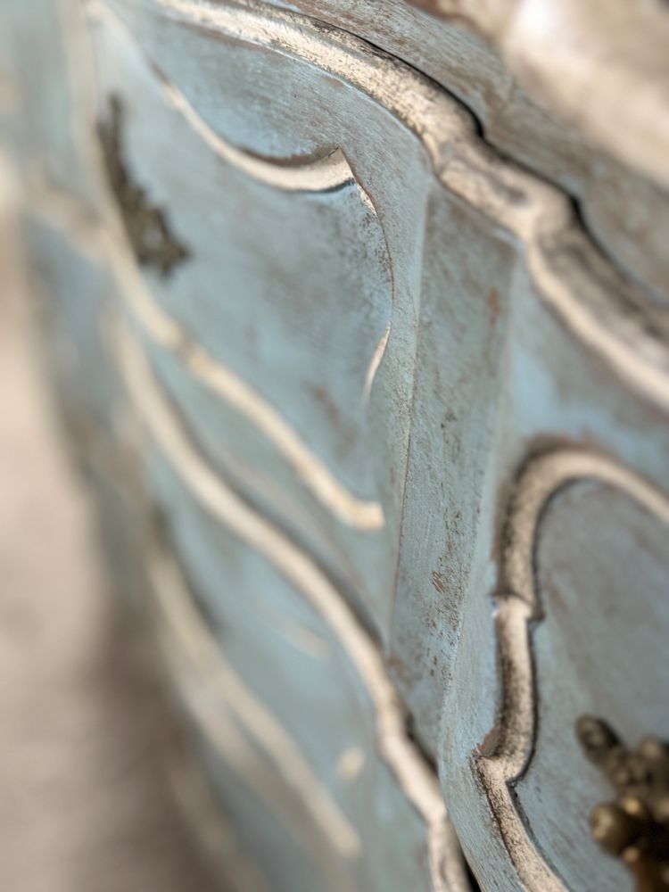 Louis XV curved chest of drawers dating from the 18th century, polychrome