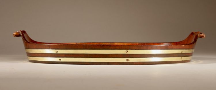 Original oval tray in mahogany and brass.