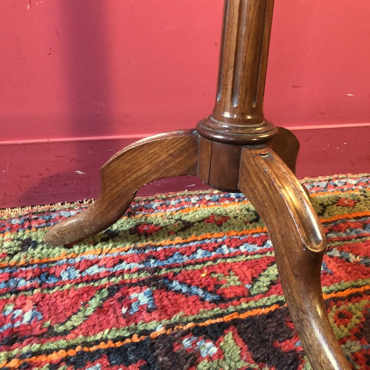 Pedestal table, 19th century