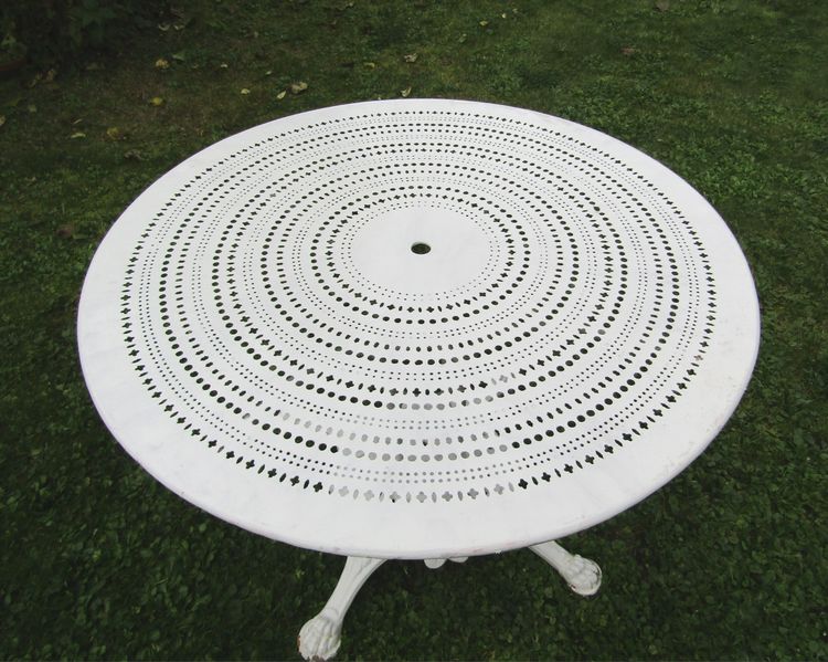 Garden table