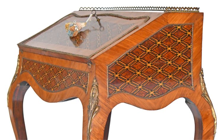 Louis XV style sloping desk in marquetry