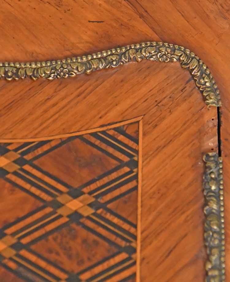 Louis XV style sloping desk in marquetry