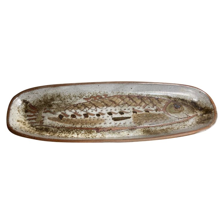 Fish dish in enamelled terracotta.