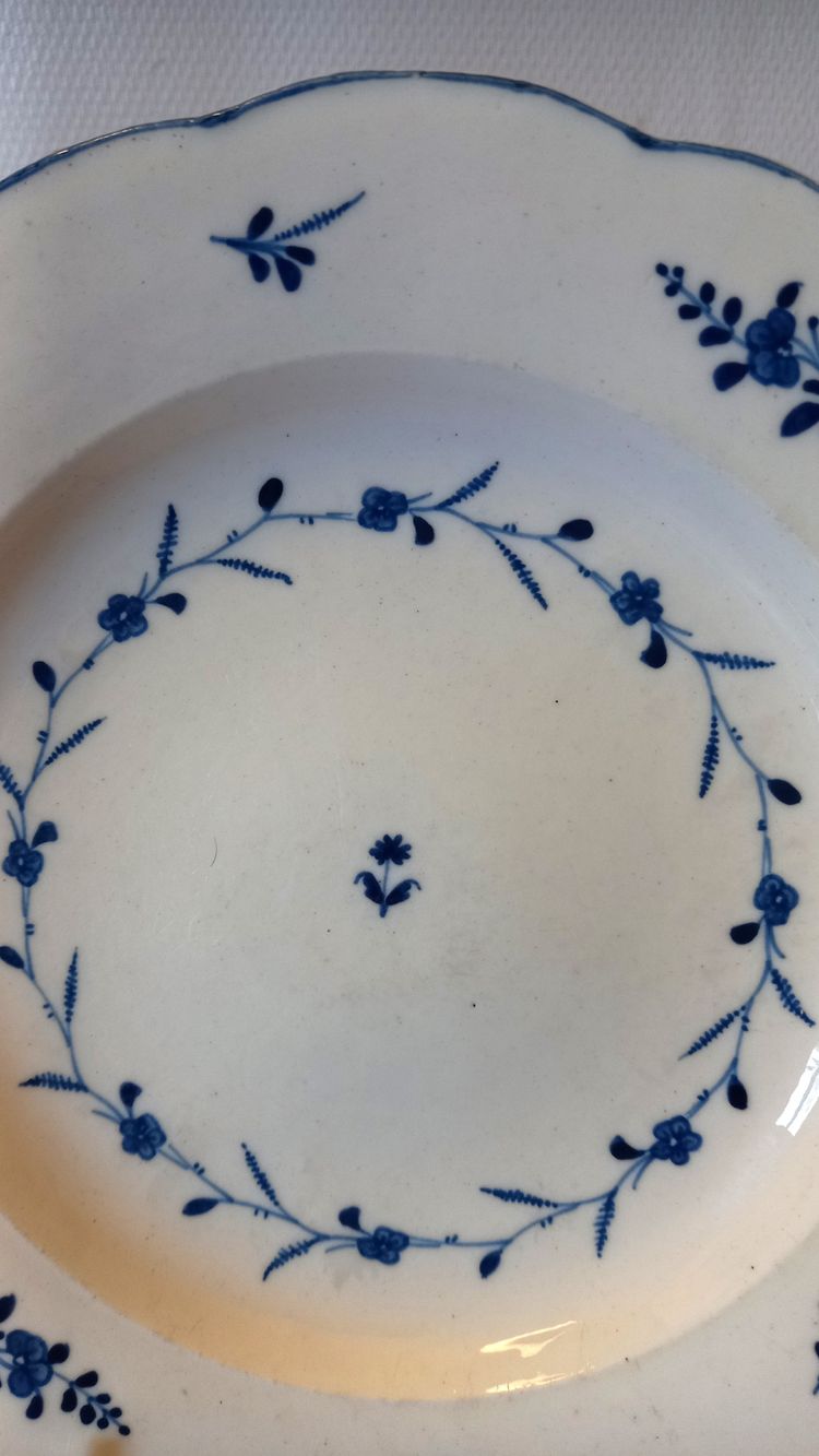 Porcelain plate: Arras 18th century.