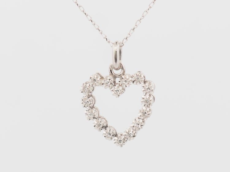 White gold and diamond heart pendant