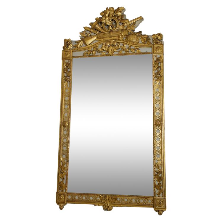 Louis XVI mirror with hunting attributes