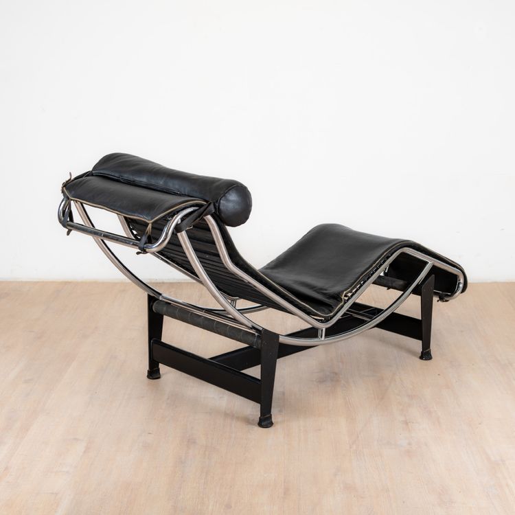 Lc4 Lounge Chair bz Charlotte Perriand and Pierre Jeanneret for Cassina, 1970s