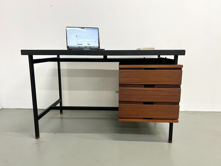 Pierre Guariche desk in teak and lacquered steel