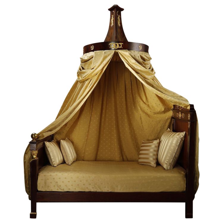 EMPIRE PERIOD BED WITH CANOPY