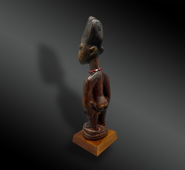 STATUETTE MASCULINE appelée Ibeji - Culture Yoruba, Nigéria - Première moitié du XXème siècle