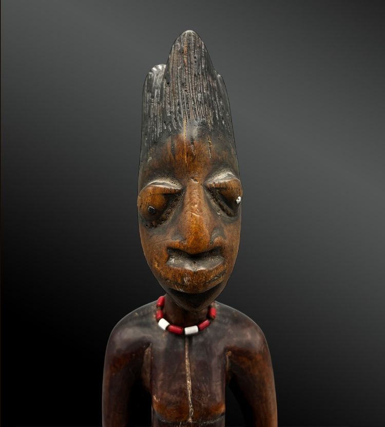 STATUETTE MASCULINE appelée Ibeji - Culture Yoruba, Nigéria - Première moitié du XXème siècle