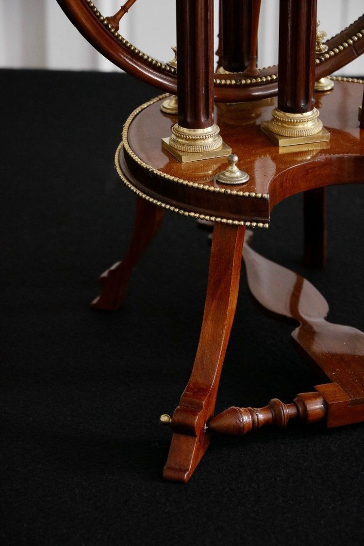 Louis XVI Mahogany Spinning Wheel