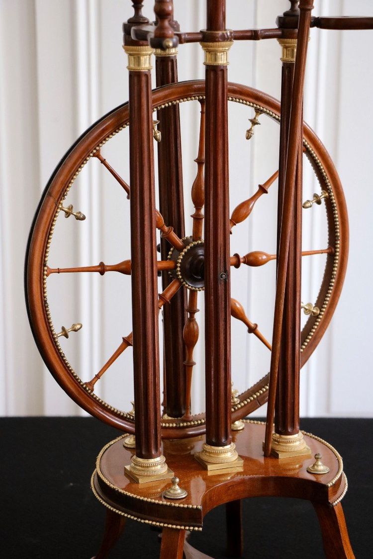 Louis XVI Mahogany Spinning Wheel