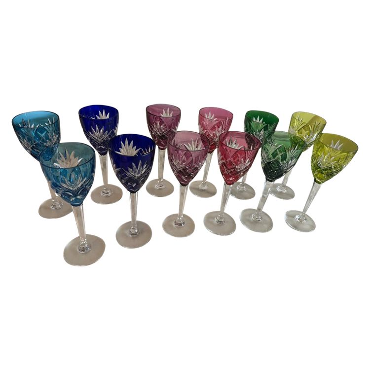 TWELVE SAINT LOUIS GLASSES CHANTILLY MODEL