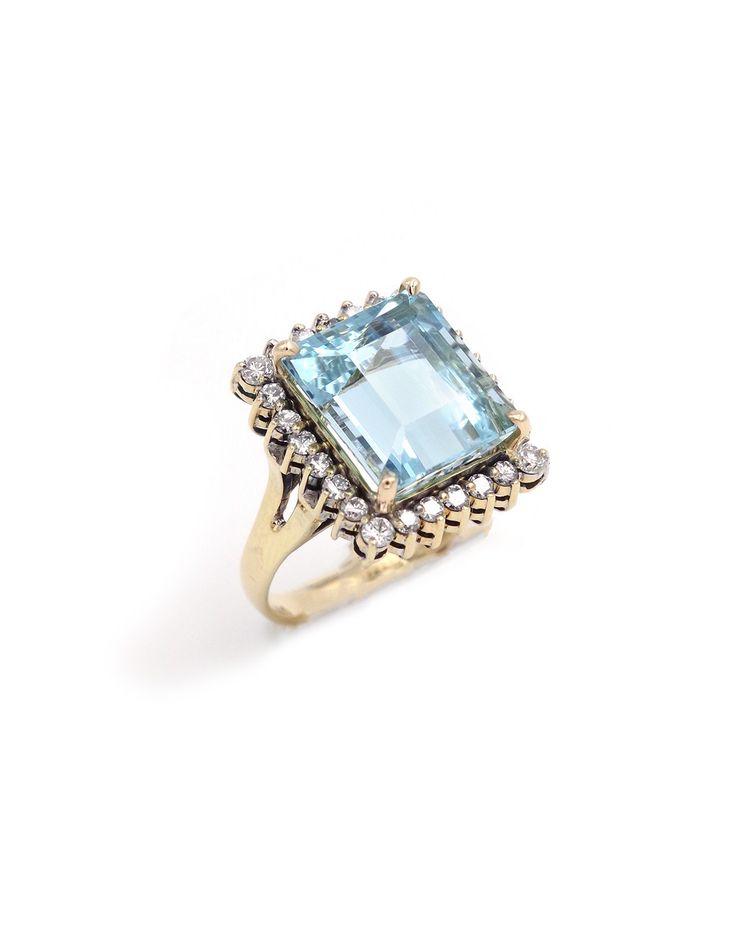 Vintage Aquamarine Cluster Ring 18k Gold Diamond, Cocktail Ring, 2.6 Cts, Vintage Jewelry