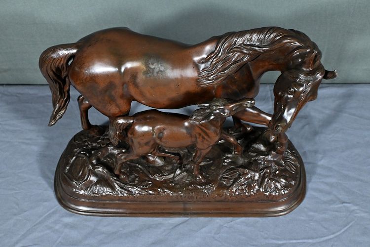 Horse and its Foal in Spelter, signed E.Loiseau – Early 20th century