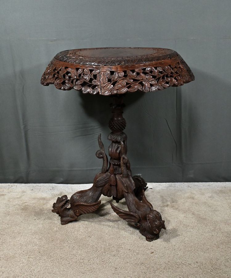 Anglo-Indian Pedestal Table in Exotic Wood – Late 19th Century