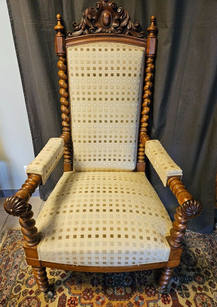 Pair of Louis XIII armchairs - 19th century - Solid walnut -