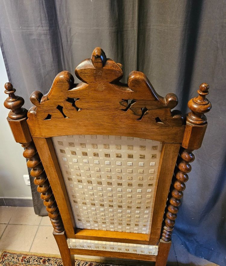 Pair of Louis XIII chairs - 19th century - In solid walnut -