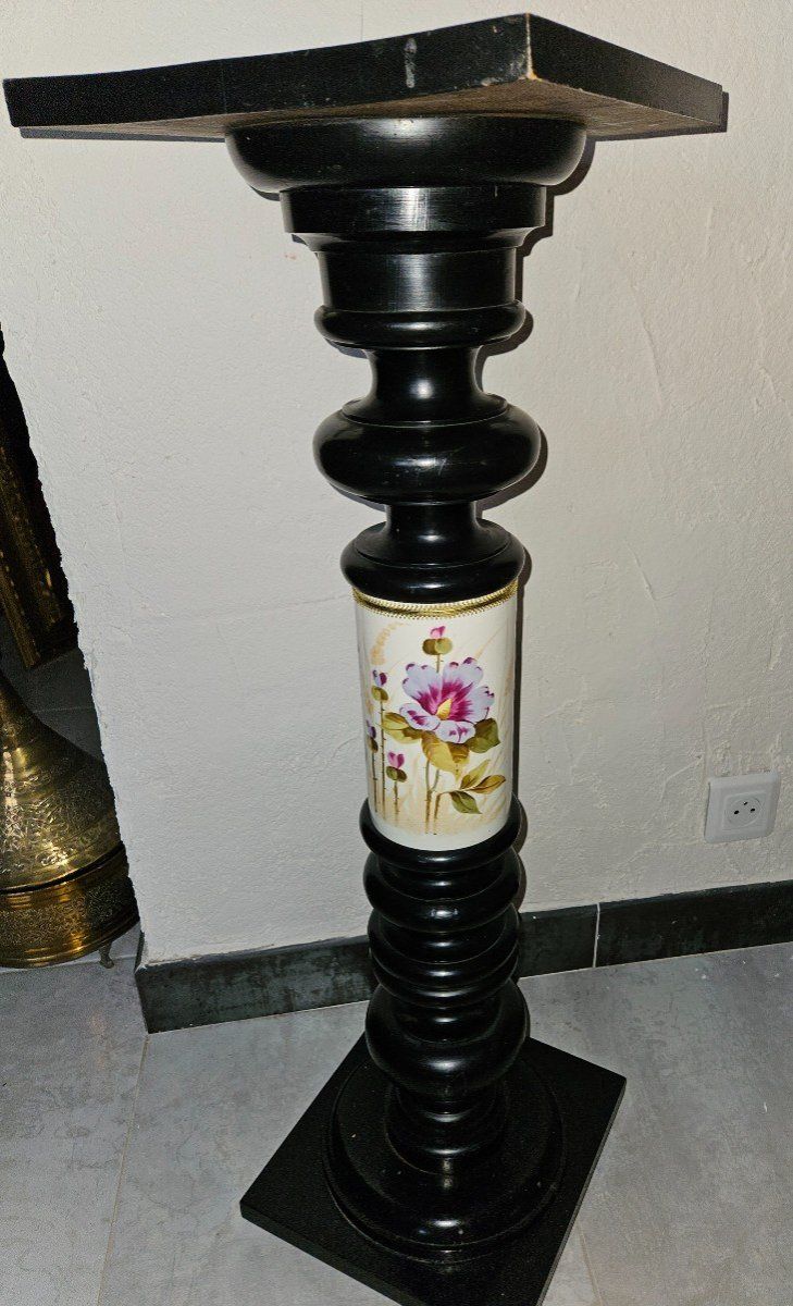 Napoleon III Column Stand - 19th century - In Wood and Ceramic.