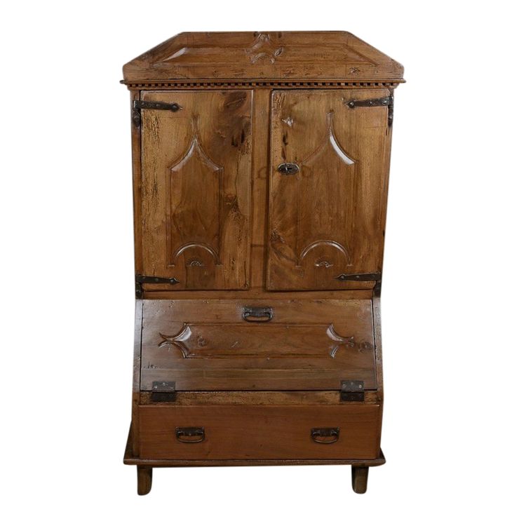 Walnut Storage Cabinet – 18th Century