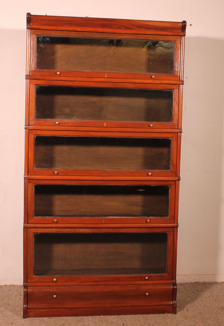 Globe Wernicke Mahogany Bookcase Of 5 Elements With A Drawer