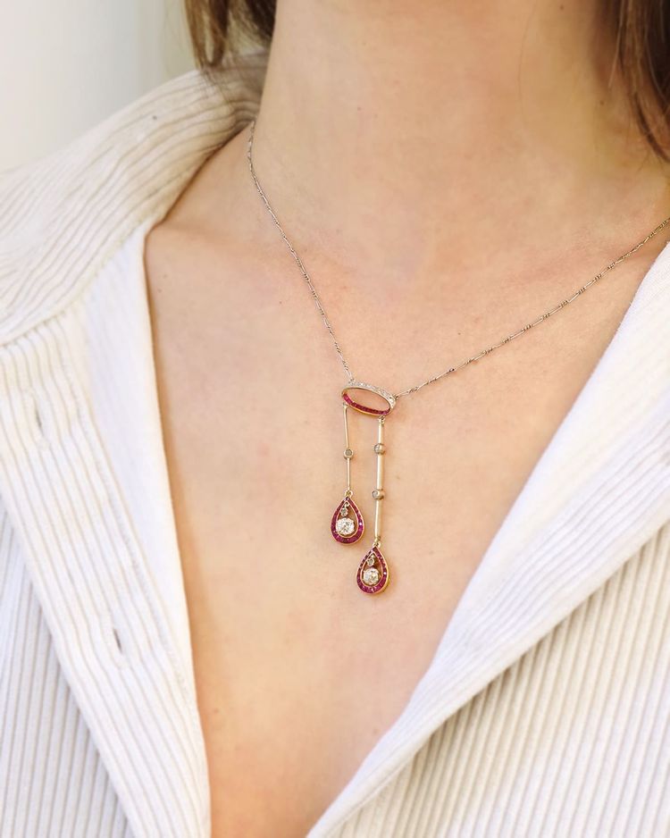 Art Deco Negligee Ruby Diamond Necklace In 18k Gold And Platinum, Old Cut Diamonds