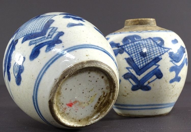 China, Qing Dynasty, 17th Century, Pair of Small Porcelain Ginger Powder Pots.