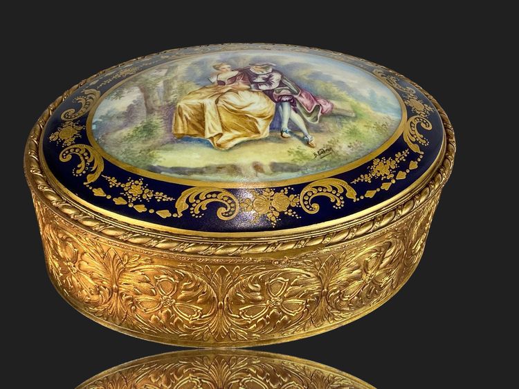 SEVRES PORCELAIN AND BRASS/BRONZE BOX WITH GALANTE SCENE DECORATION