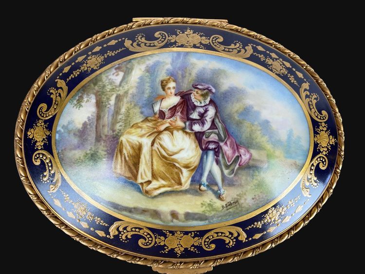 SEVRES PORCELAIN AND BRASS/BRONZE BOX WITH GALANTE SCENE DECORATION