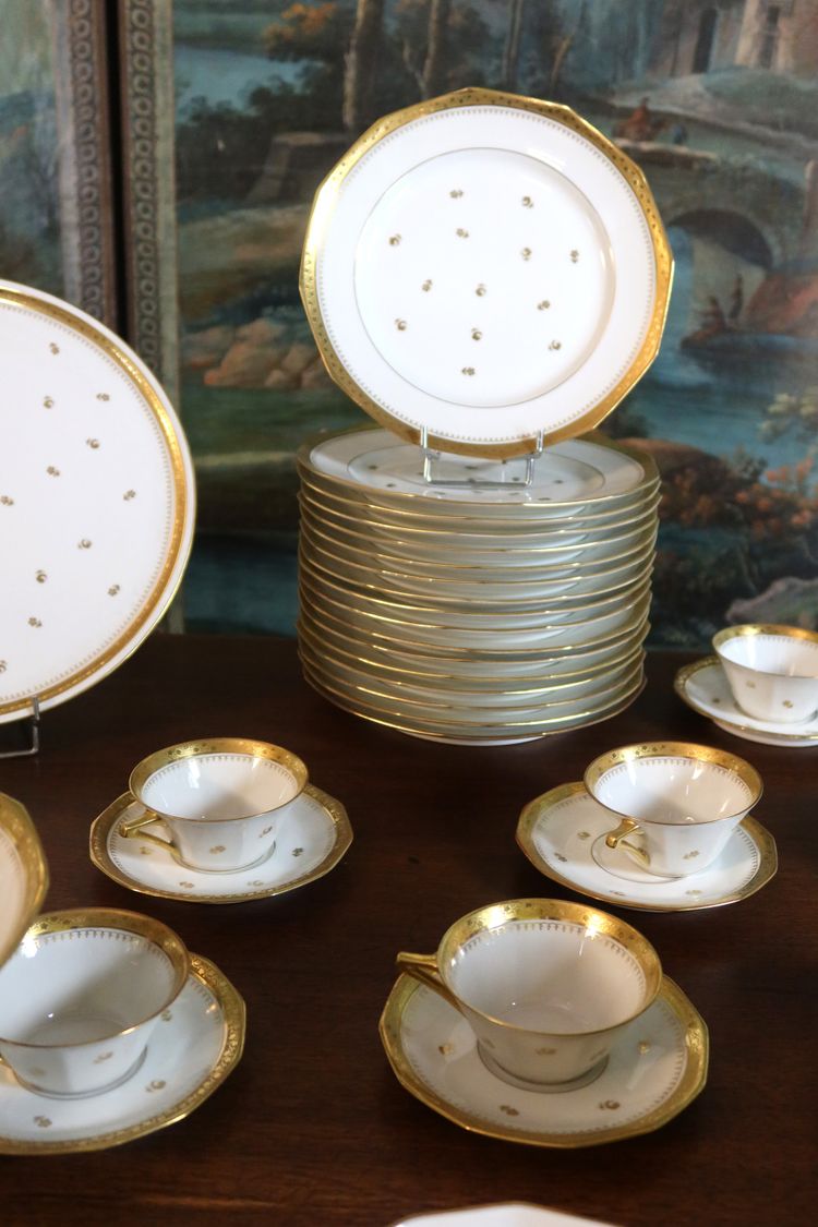 Important Limoges porcelain table service