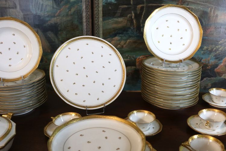 Important Limoges porcelain table service