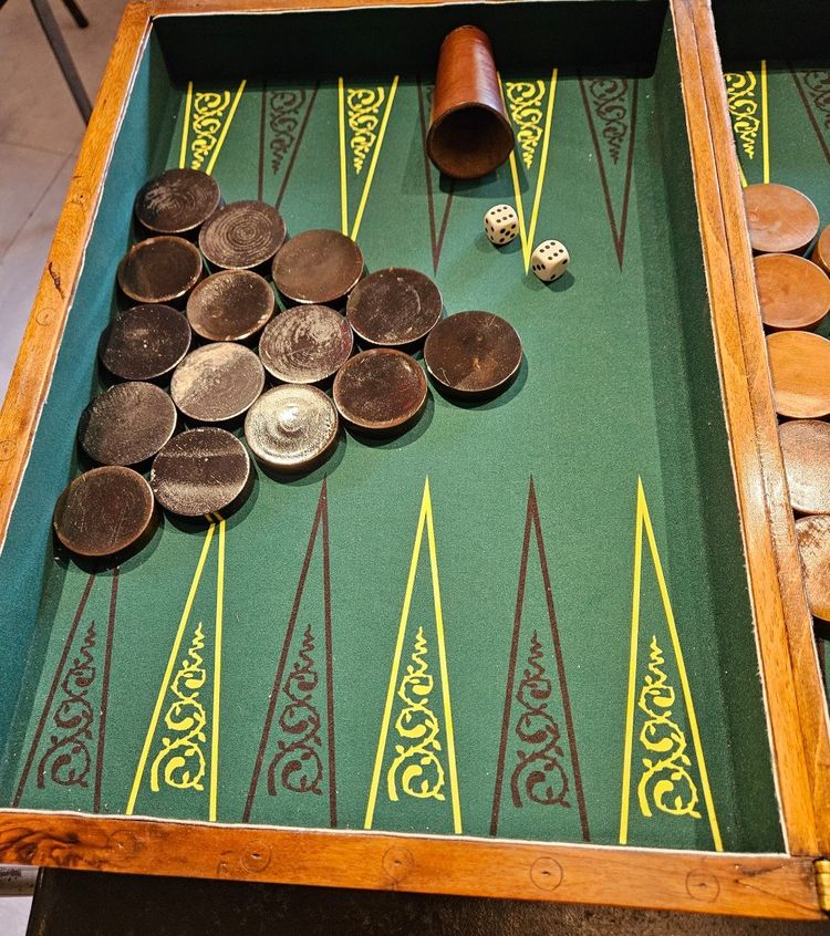 Backgammon game - Late 19th century.