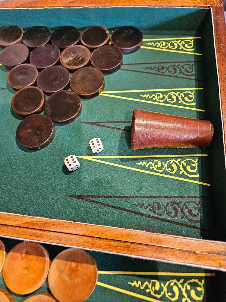 Backgammon game - Late 19th century.