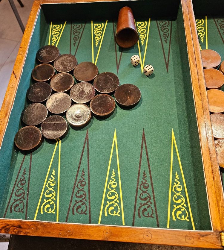 Backgammon game - Late 19th century.