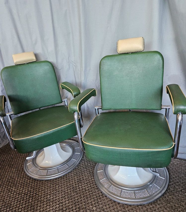 Remarquable Paire De Fauteuils De Barbier  Gallia  -  Vers 1940