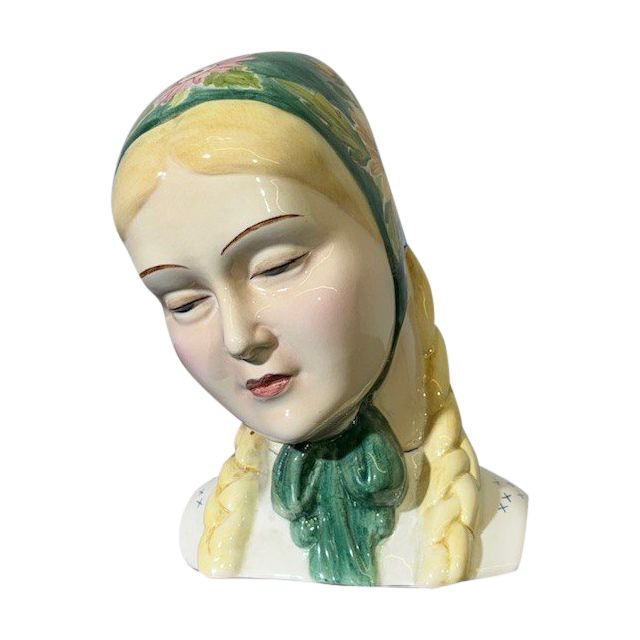 Girl with handkerchief Antonio Ronzan 40s Deco. Ceramic Mis h 24