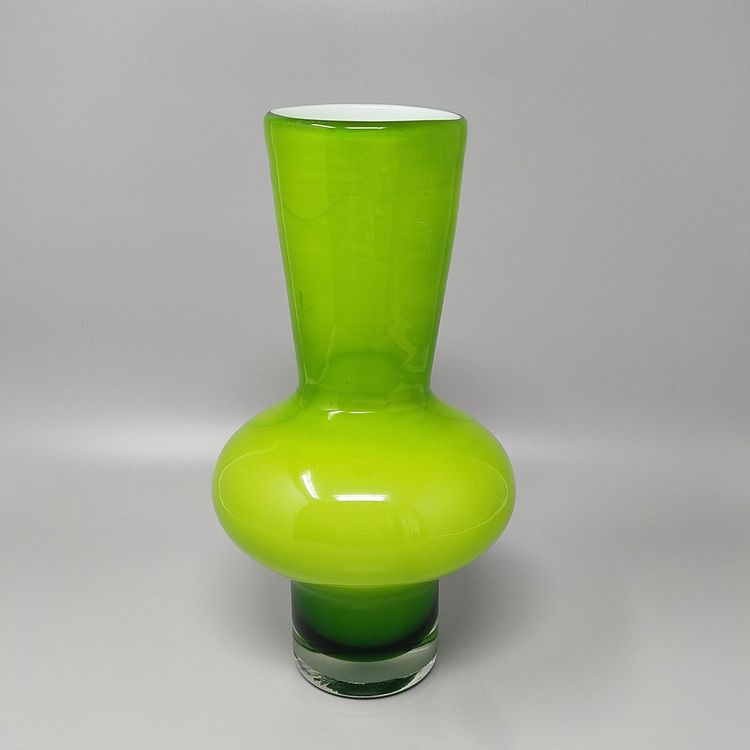 1970s Gorgeous Green Vase by Ind. Vetraria Valdarnese. Made in Italy